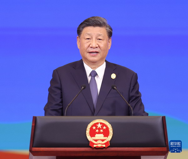欢迎宴会1_缩小大小.jpg
